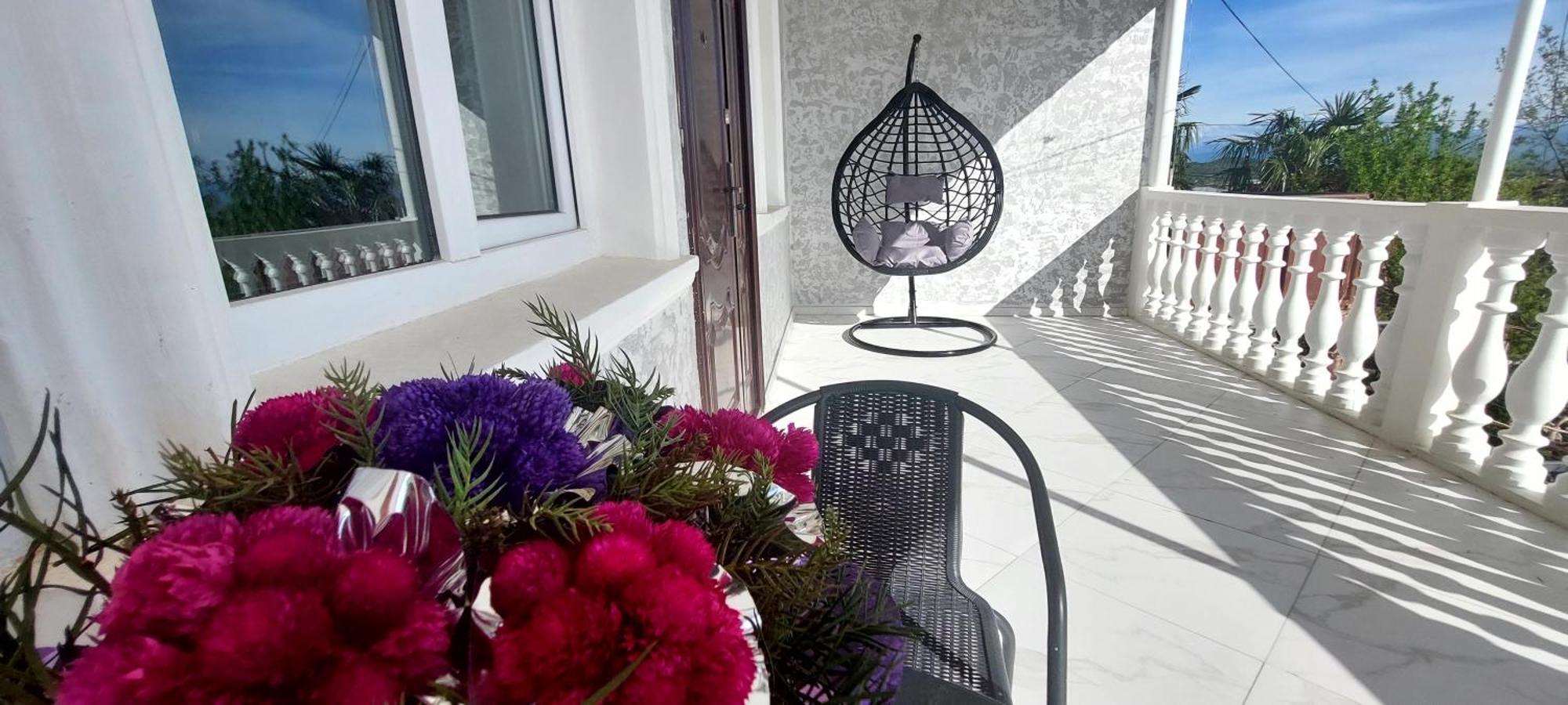 Hilltop Guest House Koetaisi Buitenkant foto
