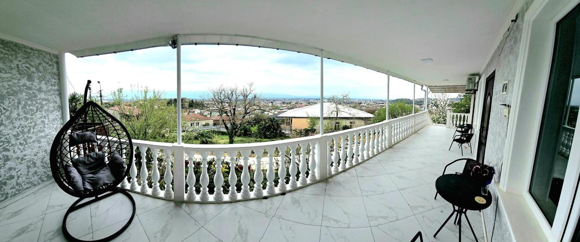 Hilltop Guest House Koetaisi Buitenkant foto
